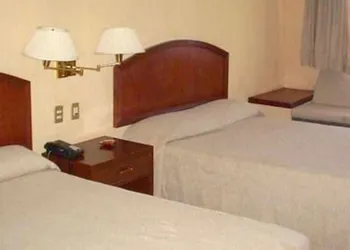 Motel La Fortuna hotel thumbnail 5