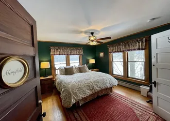 Mad River Inn hotel thumbnail 8