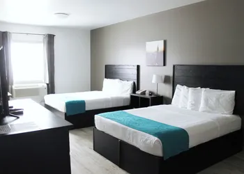 Roadhouse 52 Inn & Suites hotel thumbnail 5