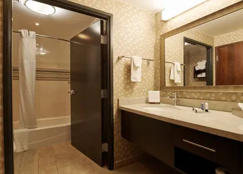 Staybridge Suites Chihuahua by IHG hotel thumbnail 8