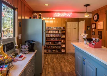 Andril Fireplace Cottages hotel thumbnail 2