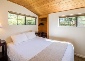 Andril Fireplace Cottages hotel thumbnail 5