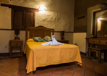 Hotel del callejón Morelia hotel thumbnail 7