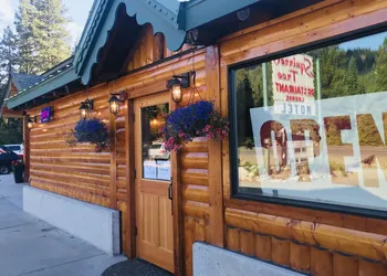 Squirrel Tree Resort Leavenworth WA hotel thumbnail 8