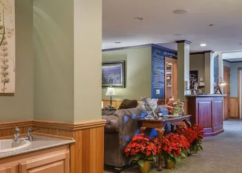 The Wild Iris Inn hotel thumbnail 2