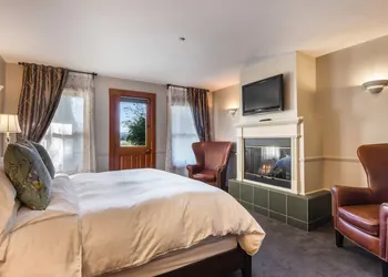 The Wild Iris Inn hotel thumbnail 6