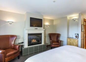 The Wild Iris Inn hotel thumbnail 7