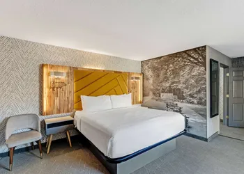 The Wander Hotel, a Ramada by Wyndham hotel thumbnail 5