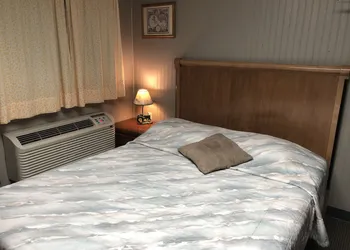Town N' Country Motel hotel thumbnail 2