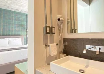 Hotel VIVE MX wtc CDMX, Trademark Collection by Wyndham hotel thumbnail 7