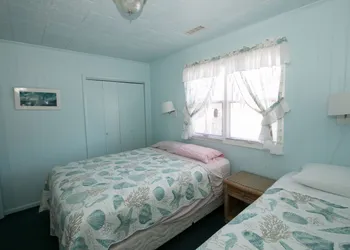 Outer Banks Motel hotel thumbnail 6