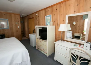 Outer Banks Motel hotel thumbnail 8