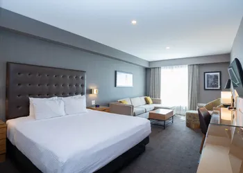 Sandman Hotel Hamilton hotel thumbnail 8