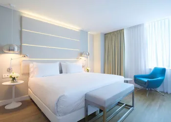 NH Monterrey La Fe hotel thumbnail 4