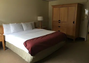The Montrose Hotel hotel thumbnail 2