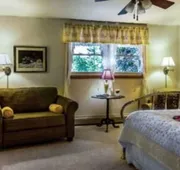 Oak Hill Bed & Breakfast hotel detail image 3