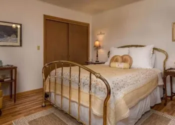 Oak Hill Bed & Breakfast hotel thumbnail 8