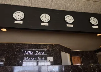 Mile Zero Motor Inn hotel thumbnail 2