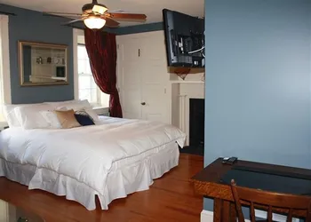 Stocks Manor Bed and Breakfast hotel thumbnail 3