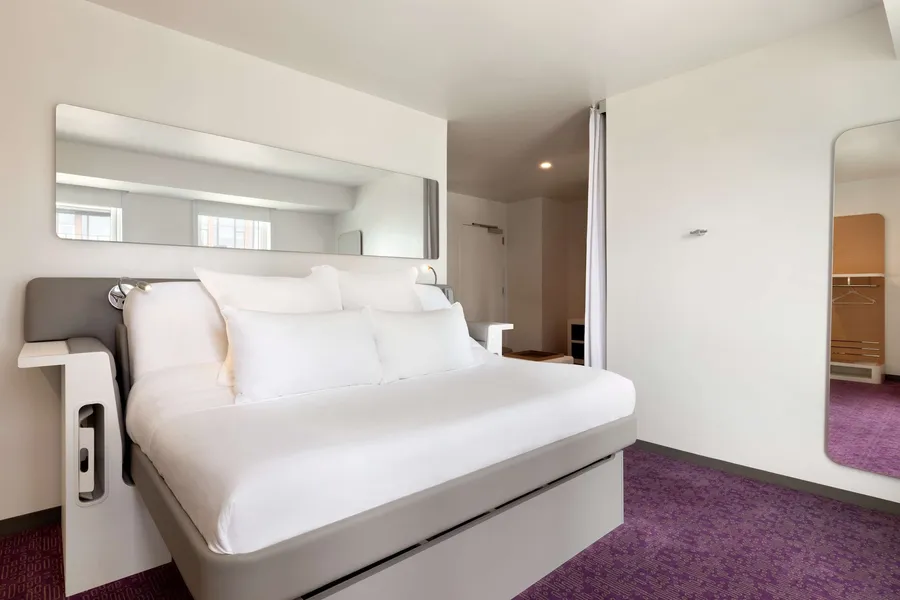 YOTEL Boston hotel detail image 6