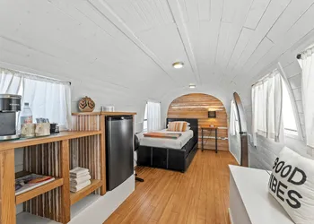 Camp Comfort hotel thumbnail 7