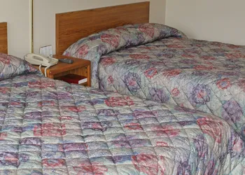 Iron Horse Inn hotel thumbnail 4
