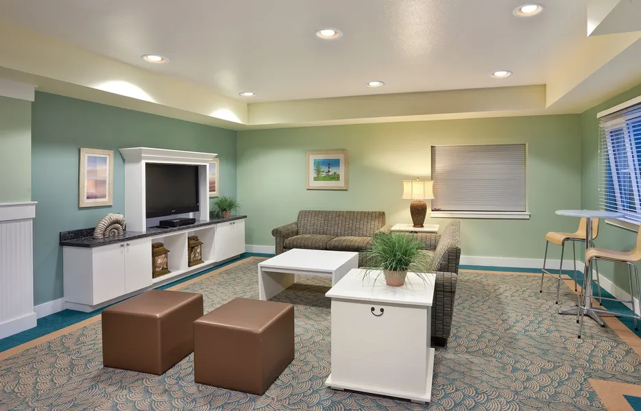 WorldMark Long Beach hotel detail image 2