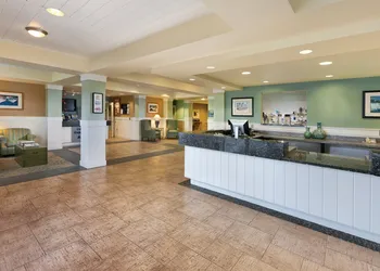 WorldMark Long Beach hotel thumbnail 4