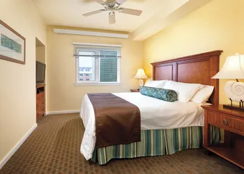 WorldMark Long Beach hotel thumbnail 6