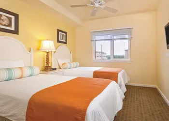 WorldMark Long Beach hotel thumbnail 7