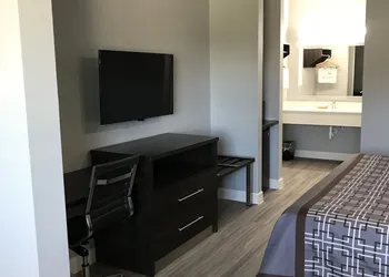 The Residency Suites hotel thumbnail 2