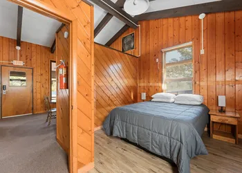 YMCA Trout Lodge hotel thumbnail 4
