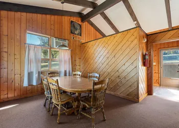 YMCA Trout Lodge hotel thumbnail 5