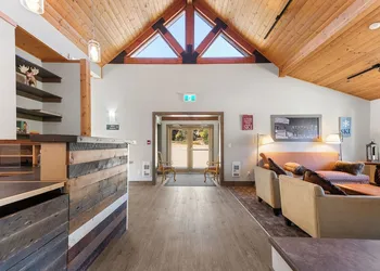 Apex Mountain Lodge hotel thumbnail 5