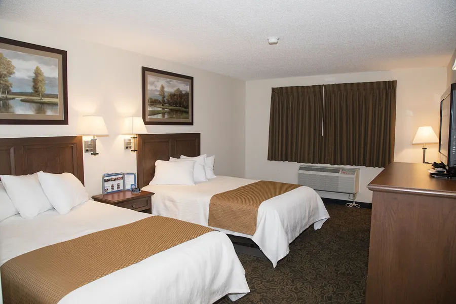 Grand Hinckley Inn hotel detail image 6
