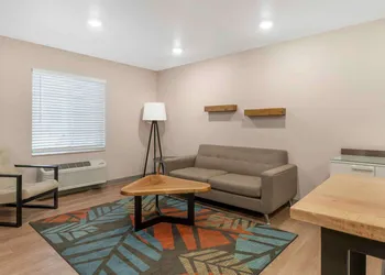 Extended Stay America Select Suites - Louisville - Airport hotel thumbnail 4