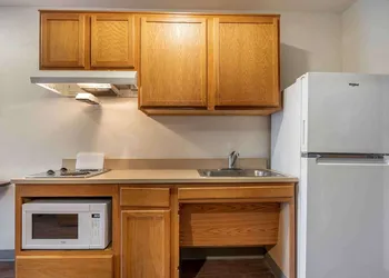 Extended Stay America Select Suites - Louisville - Airport hotel thumbnail 7