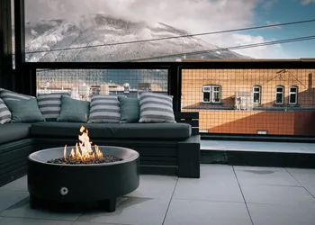Eleven Revelstoke Lodge hotel thumbnail 3