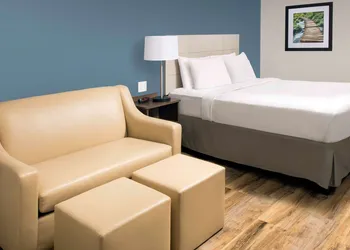 WoodSpring Suites South Plainfield hotel thumbnail 6