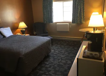 Lakeside Motor Inn hotel thumbnail 5
