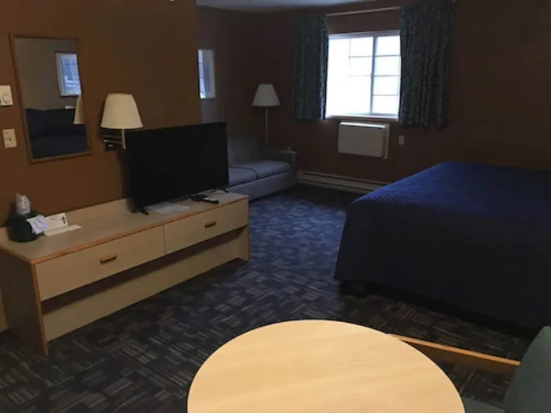 Lakeside Motor Inn hotel detail image 6