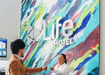 Life Hotel hotel thumbnail 4