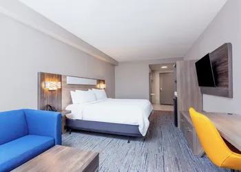 Holiday Inn Express & Suites Ormond Beach - North Daytona by IHG hotel thumbnail 4