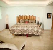 Shangri La Penthouses by Cheap Getaway hotel detail image 7
