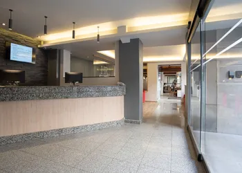 Hotel Roble hotel thumbnail 2