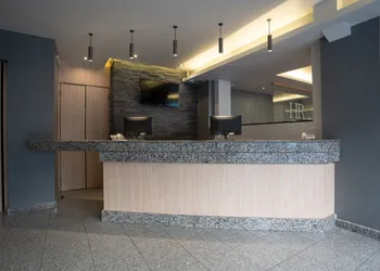 Hotel Roble hotel thumbnail 4