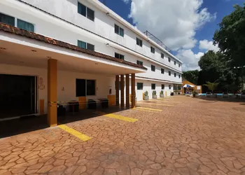 Las Dalias Inn hotel thumbnail 2