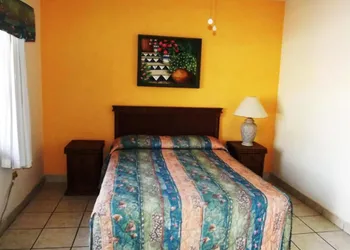 La Hacienda de la Langosta Roja hotel thumbnail 8