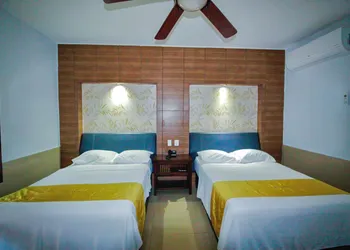 Hotel Maioris La Paz hotel thumbnail 6