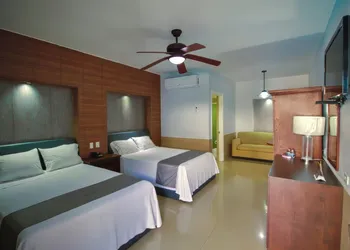 Hotel Maioris La Paz hotel thumbnail 8